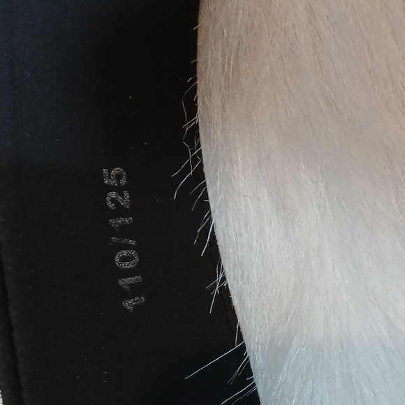 Pierre Cardin Black Leather Belt With Leather Covered Buckle Men Aprox: 50" - Picture 6 of 7